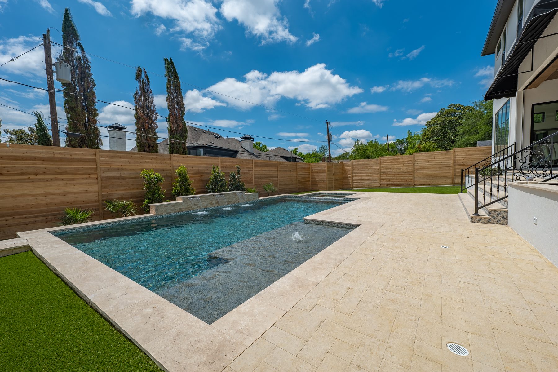 Pool and outdoor area